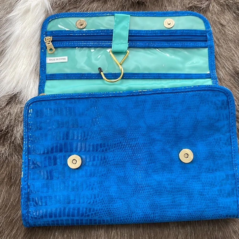 TRINA travel cosmetic bag like new